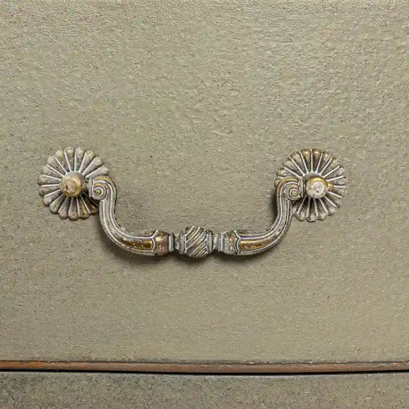 Distressed Wood 3-Drawer Dresser
